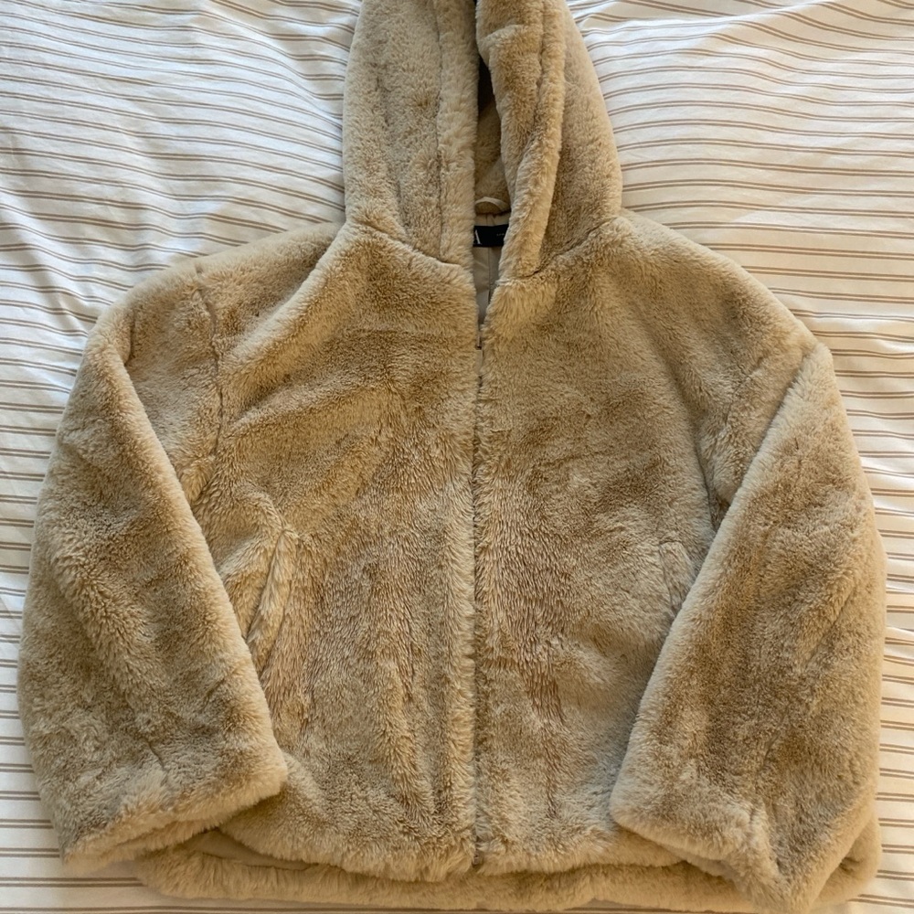 Zara Faux fur jacket size XS oversized